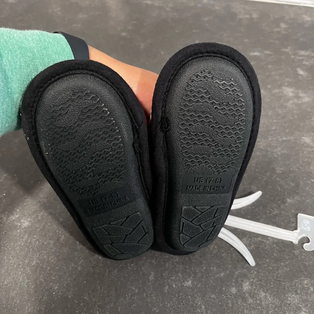 Lil Bear Slippers - Picture 3 of 3